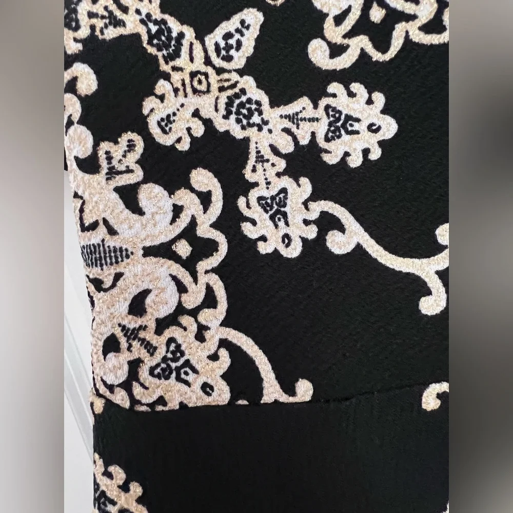 LulaRoe Nicole Elegant Collection with Matching Tights, jewelry, & belt - Picture 3 of 16